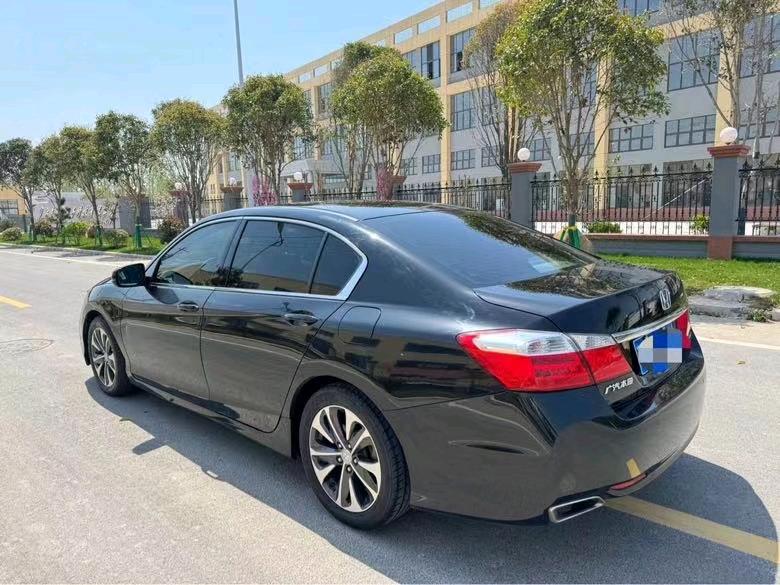 盐城15年本田雅阁6