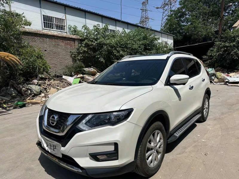 郑州20年日产奇骏3