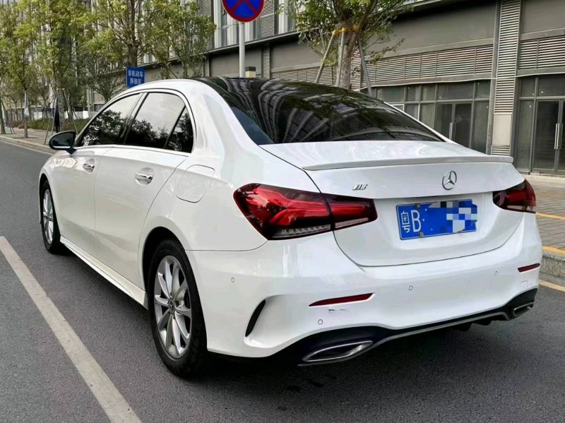 广州19年奔驰A6