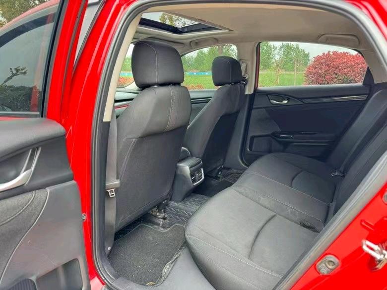 盐城18年本田思域5