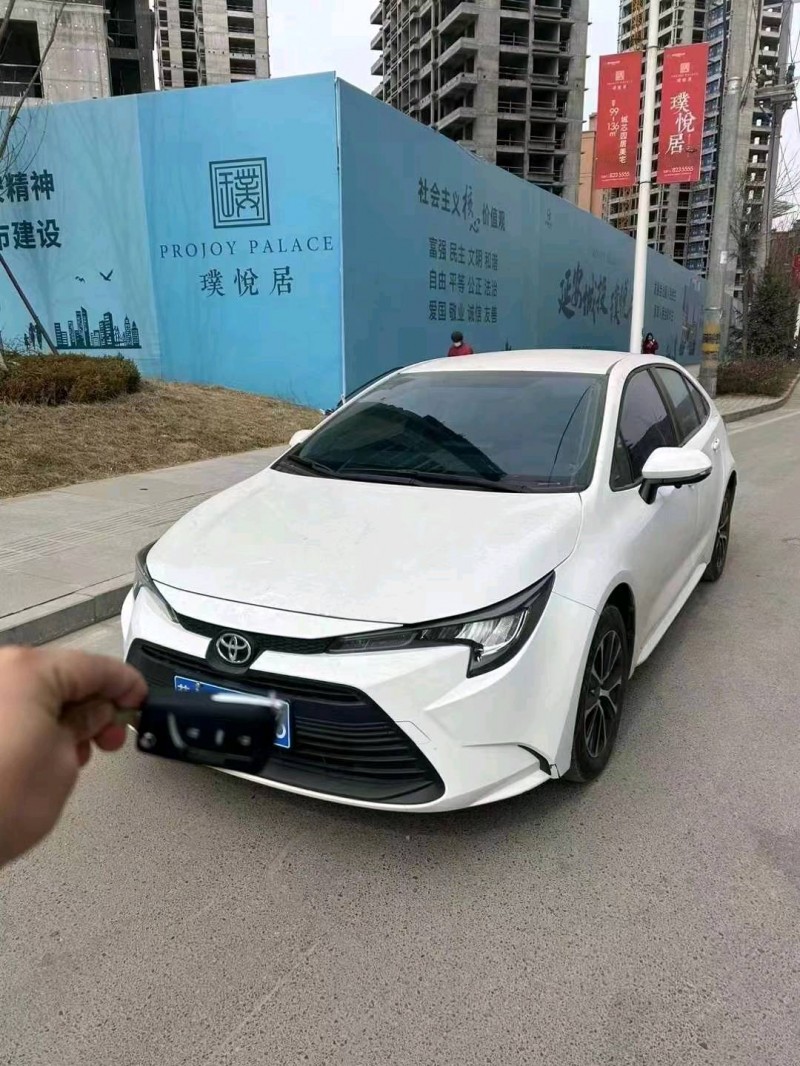 郑州23年丰田雷凌4