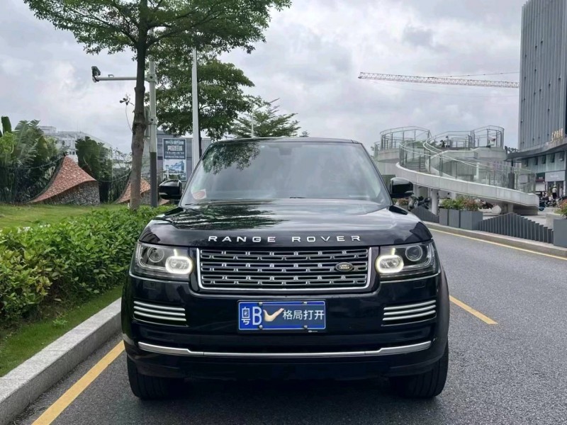 深圳17年路虎揽胜行政1