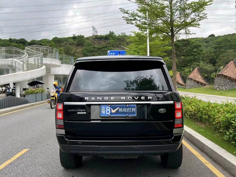 深圳17年路虎揽胜行政9