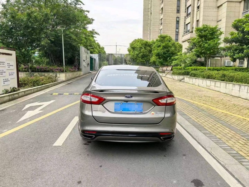 苏州14年福特蒙迪欧9