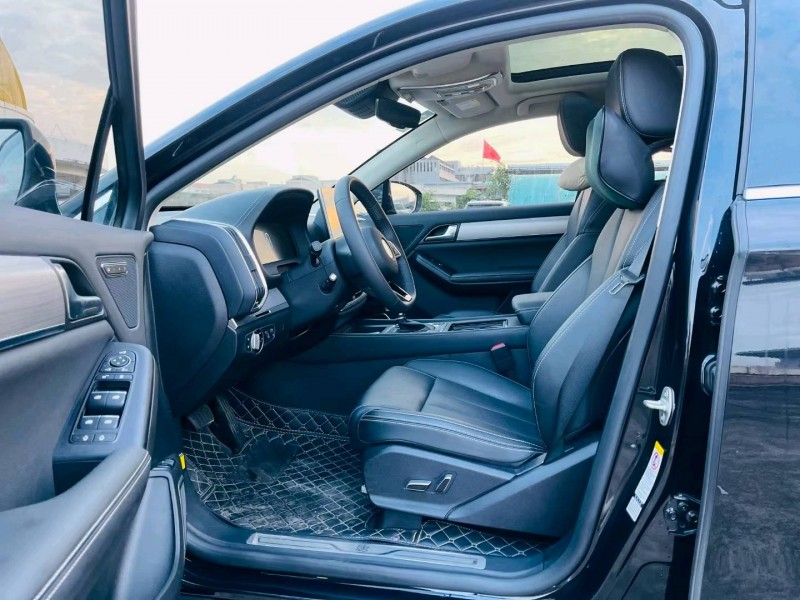 东莞20年比亚迪唐4