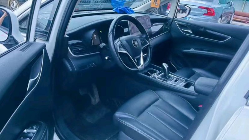 东莞20年比亚迪宋9