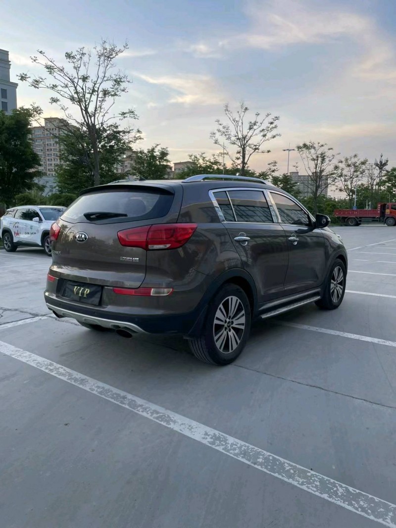 徐州15年起亚智跑8