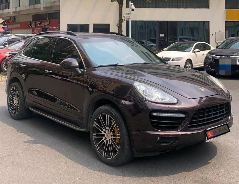 广州12年保时捷卡宴2