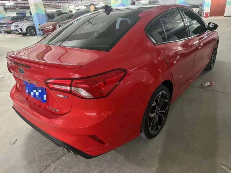 重庆19年福特福克斯6