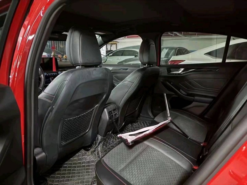 重庆19年福特福克斯8