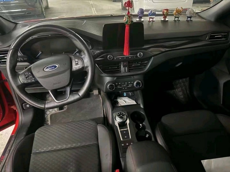 重庆19年福特福克斯9