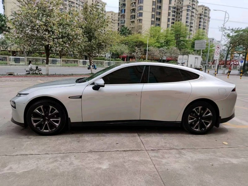 珠海22年小鵬汽車p73