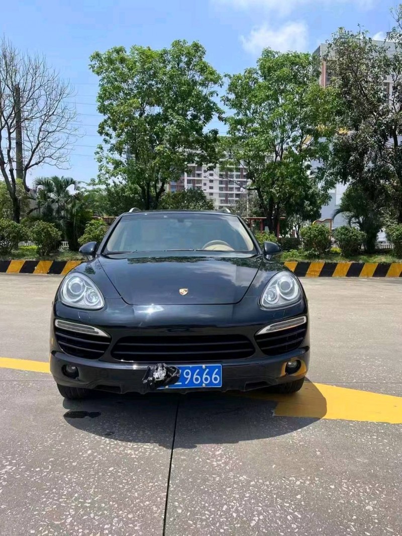常州12年保時捷卡宴1