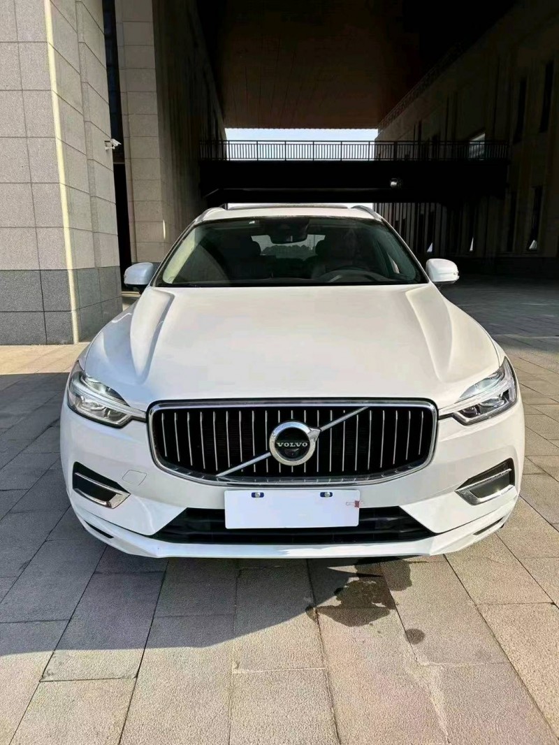 重庆20年沃尔沃XC601
