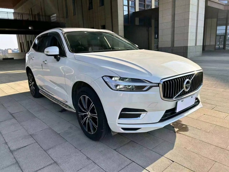 重庆20年沃尔沃XC602