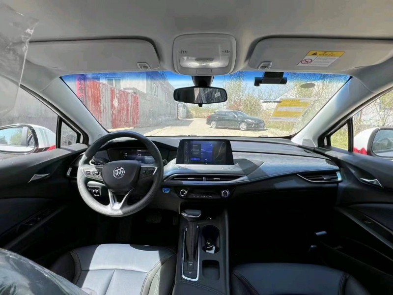 青岛24年别克微蓝4