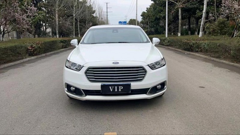 徐州16年福特金牛座1