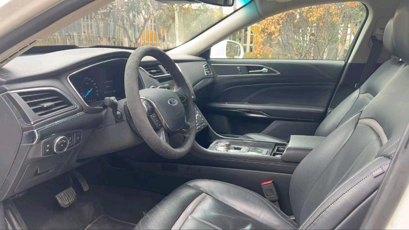 徐州16年福特金牛座6