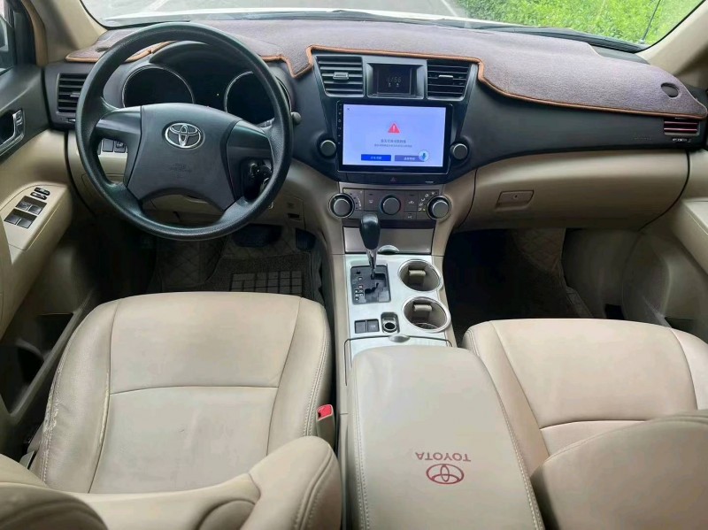 潍坊13年丰田汉兰达6