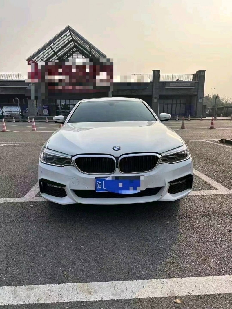 重庆18年宝马5系1