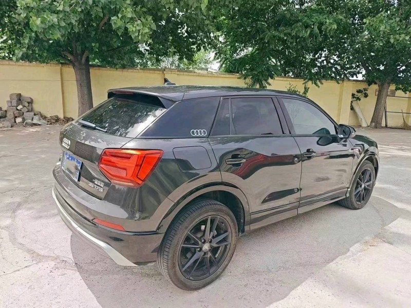 郑州19年奥迪Q28