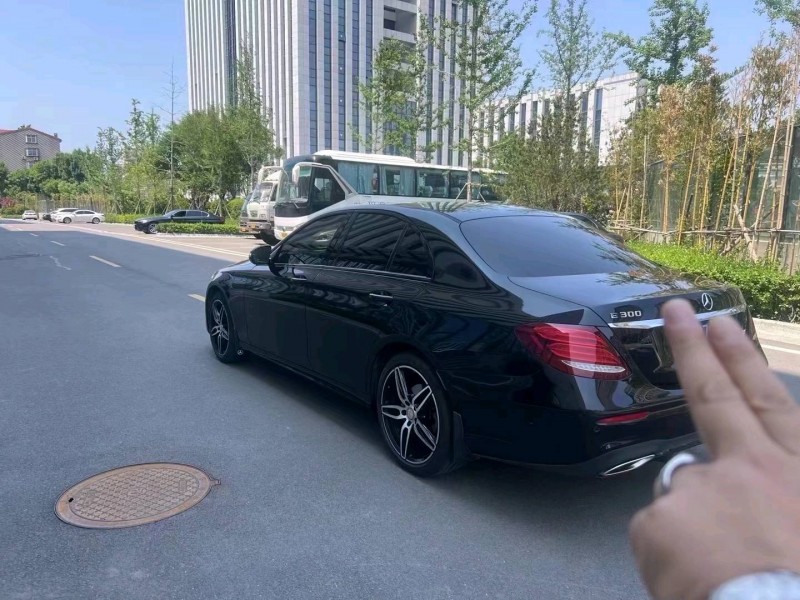 东营18年奔驰E4