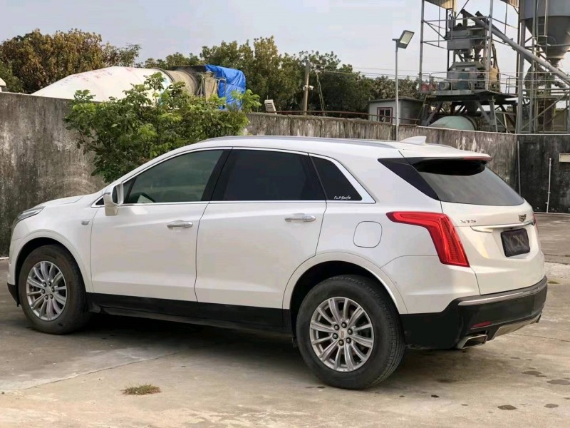 汕头16年凯迪拉克XT58
