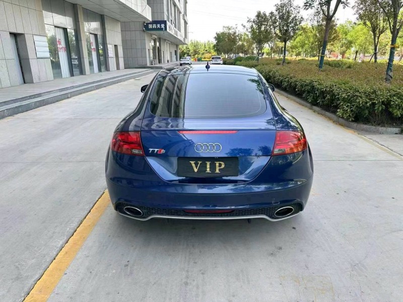 东营11年奥迪TT4