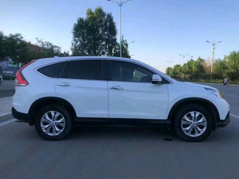 邢台13年本田CRV4
