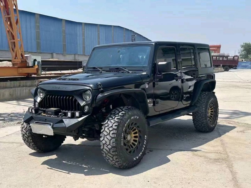 安陽18年Jeep牧馬人4