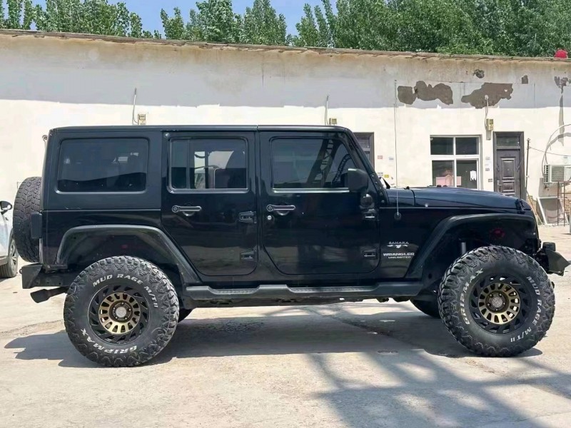 安陽18年Jeep牧馬人5