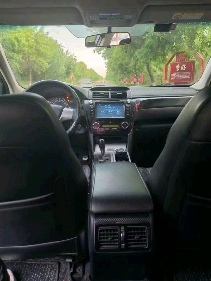 保定14年丰田凯美瑞7