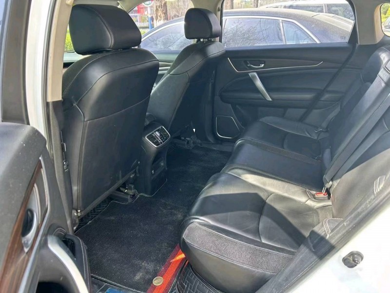 聊城17年本田冠道2