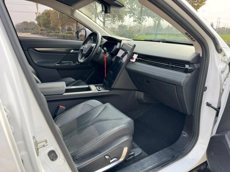 鹽城20年小鵬汽車G37