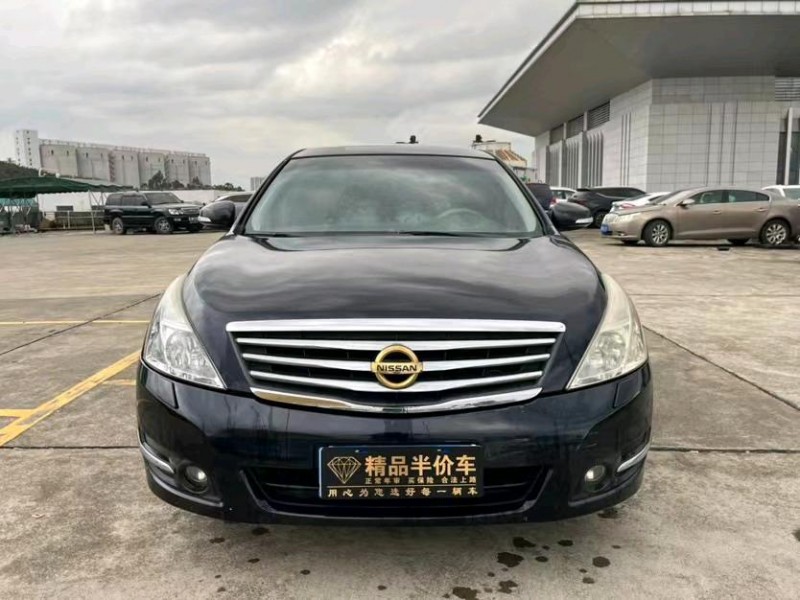 东莞09年日产天籁1