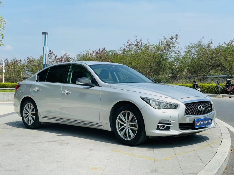 東莞16年英菲尼迪Q50L2