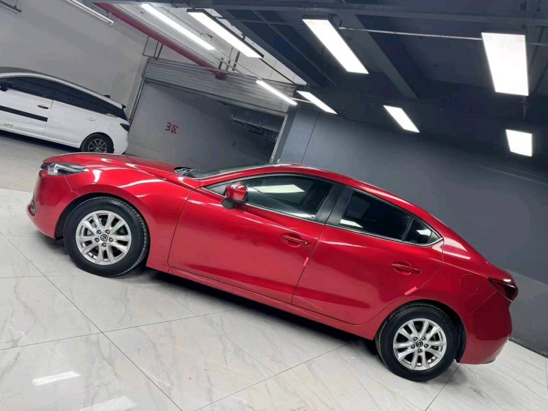 成都18年马自达昂克赛拉3