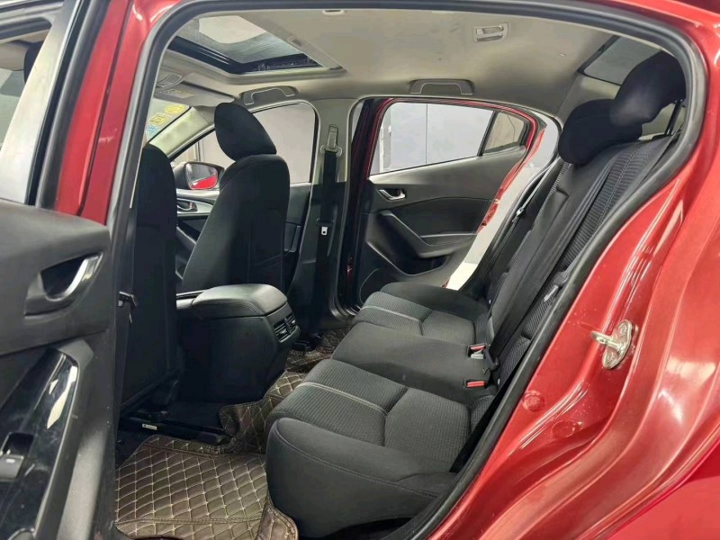 成都18年马自达昂克赛拉6