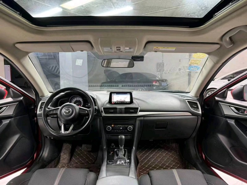 成都18年马自达昂克赛拉7