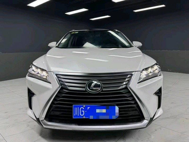 成都18年雷克萨斯RX1