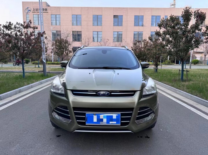 徐州17年福特翼虎1