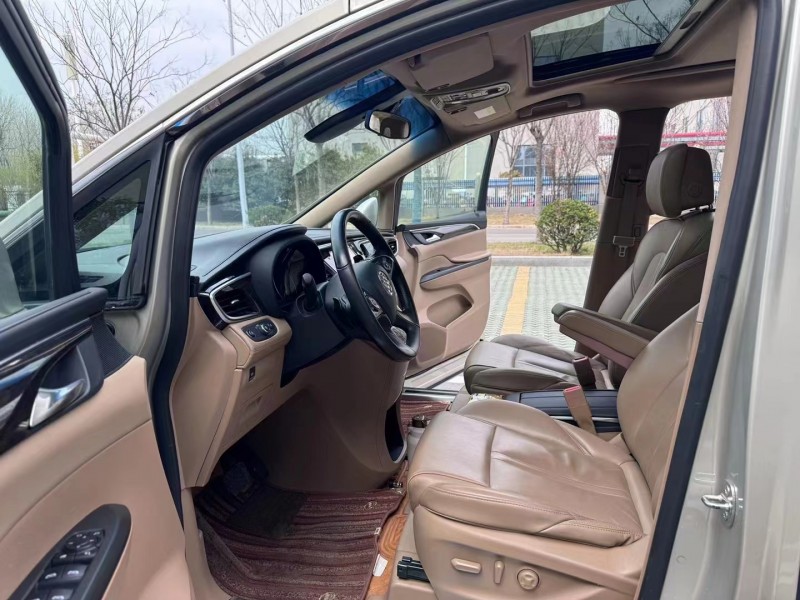 徐州18年别克GL85