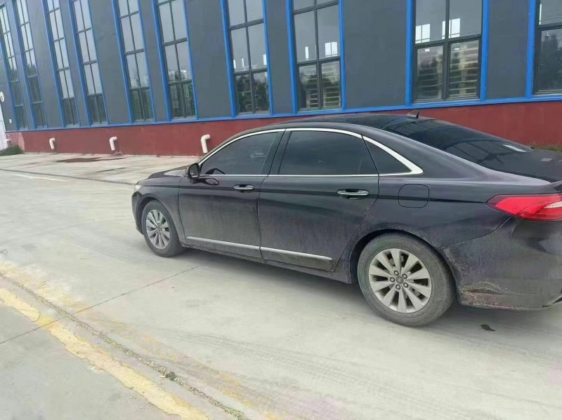 济宁17年福特金牛座2