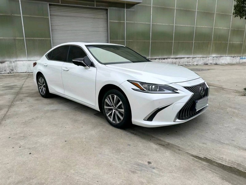 徐州20年雷克萨斯ES3