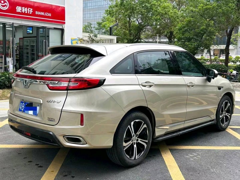 广州19年本田URV8