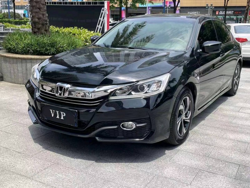 广州18年本田雅阁2