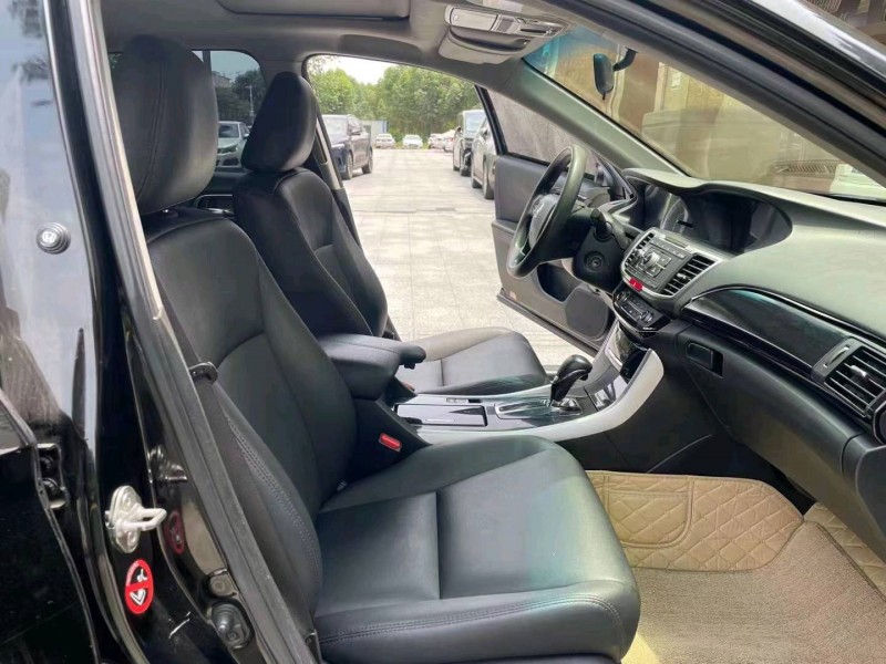 广州18年本田雅阁7