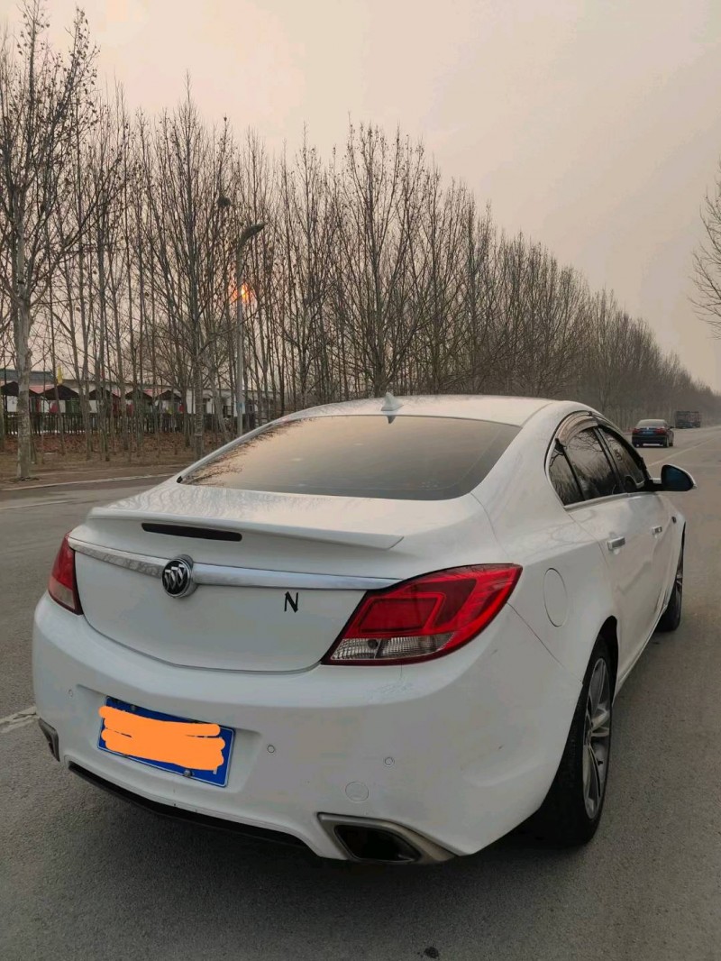 聊城11年别克君威8