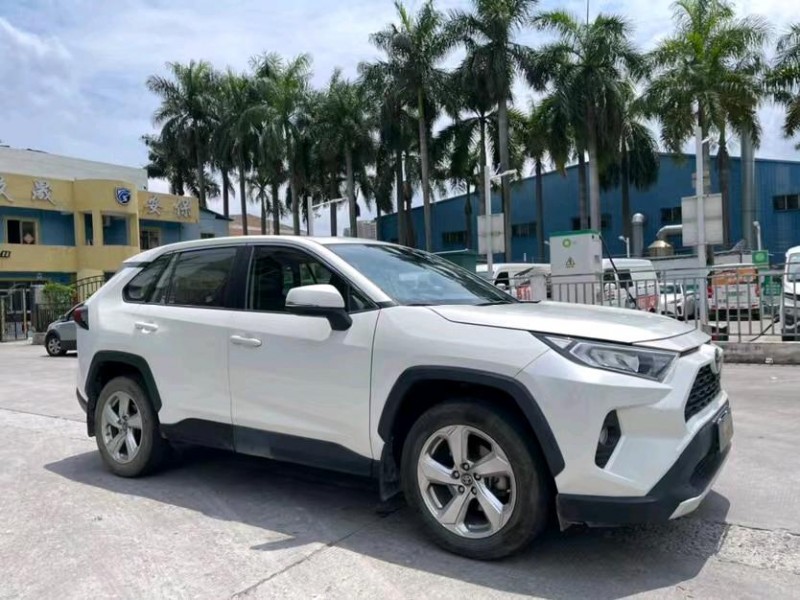 东莞20年丰田RAV42