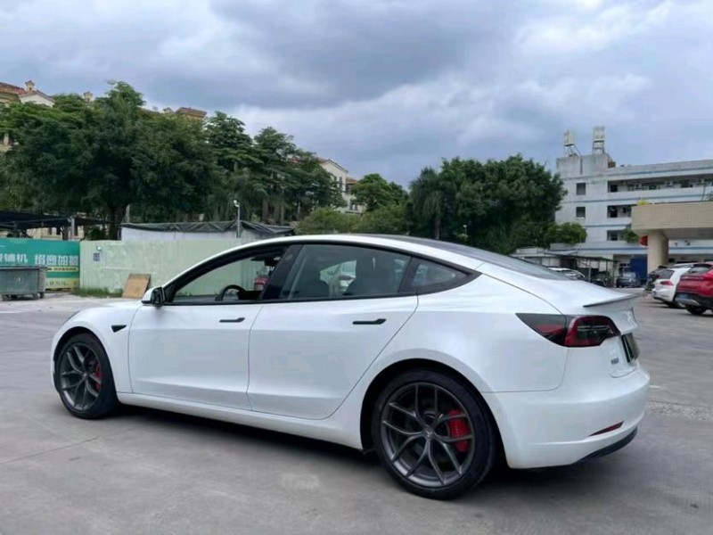 東莞22年特斯拉MODEL 39